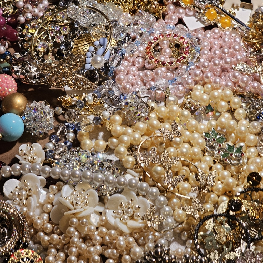 Meet your Posher, Mz.Eliza